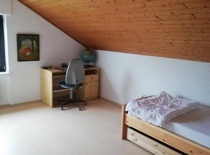 Ferienwohnung / Monteurswohnung in ruhiger Waldlage